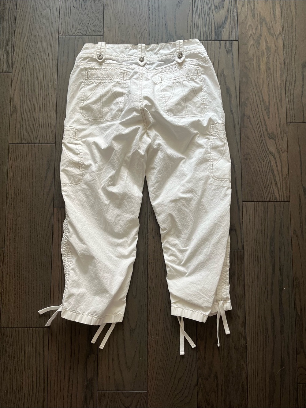 Capri Pants - Picture 3 of 6